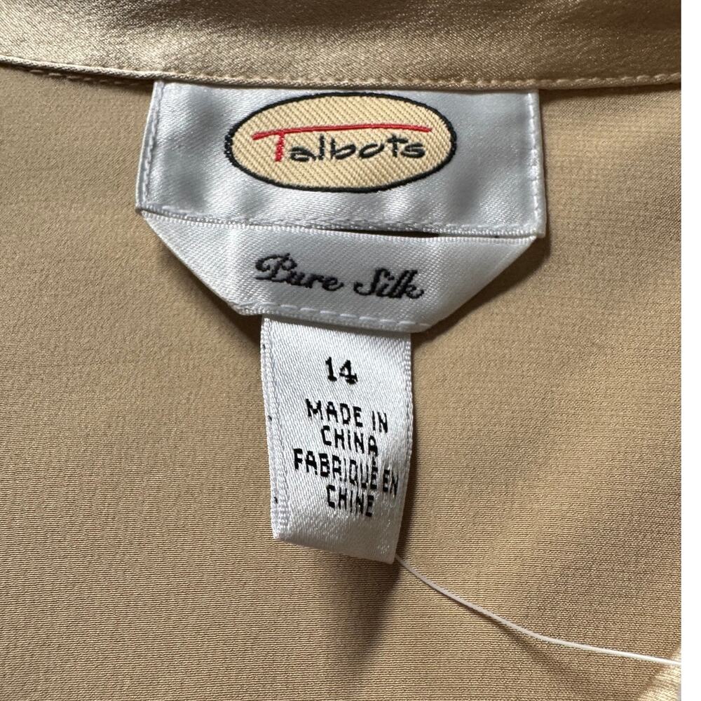Talbots Pure Silk Dress Shirt Button Up Blouse Capsule Minimalist Office Siren - Picture 2 of 7
